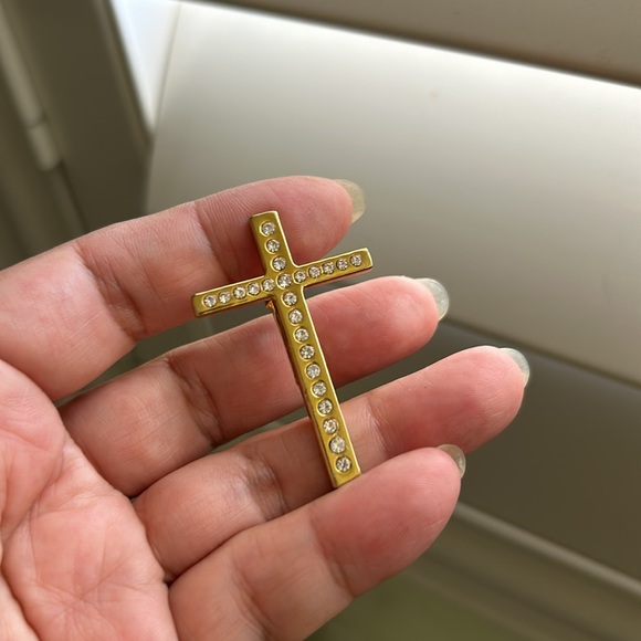 🖤Cross brooch - Picture 8 of 9